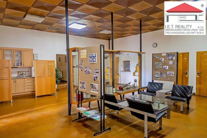 Prodej výrobních prostor, Aš, Selbská, 8650 m2