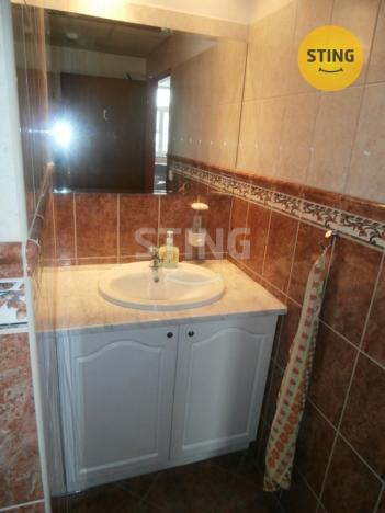 Pronájem kanceláře, Opava, Těšínská, 412 m2