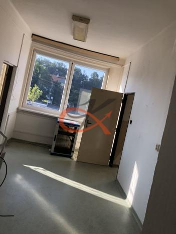 Pronájem kanceláře, Valašské Meziříčí, Zašovská, 16 m2